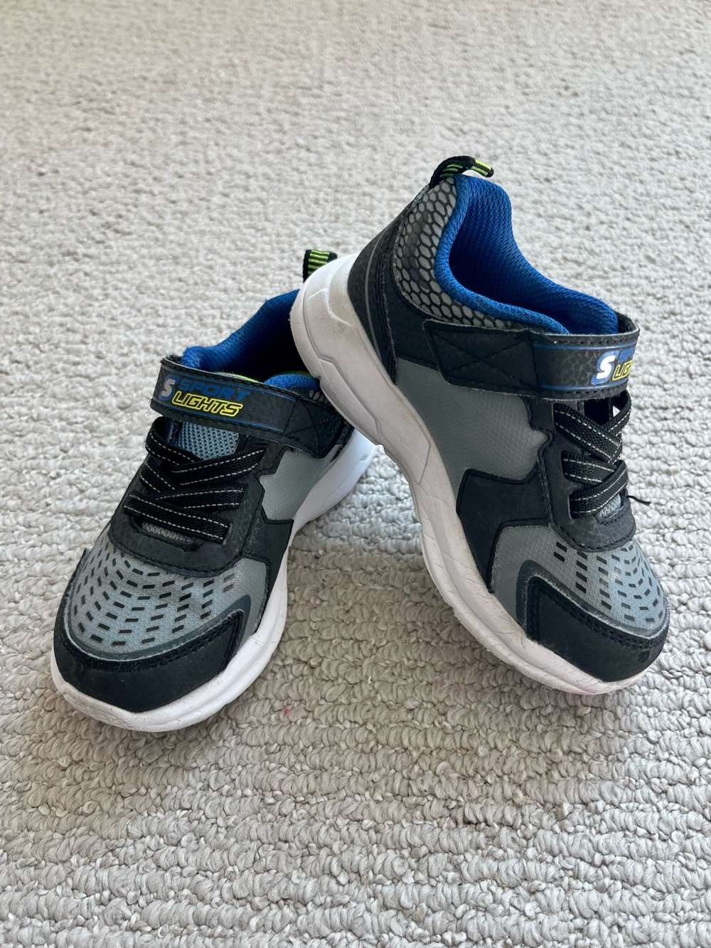 S Sport by Skechers Toddler Gray & Blue Light-Up Sneakers - Size 8